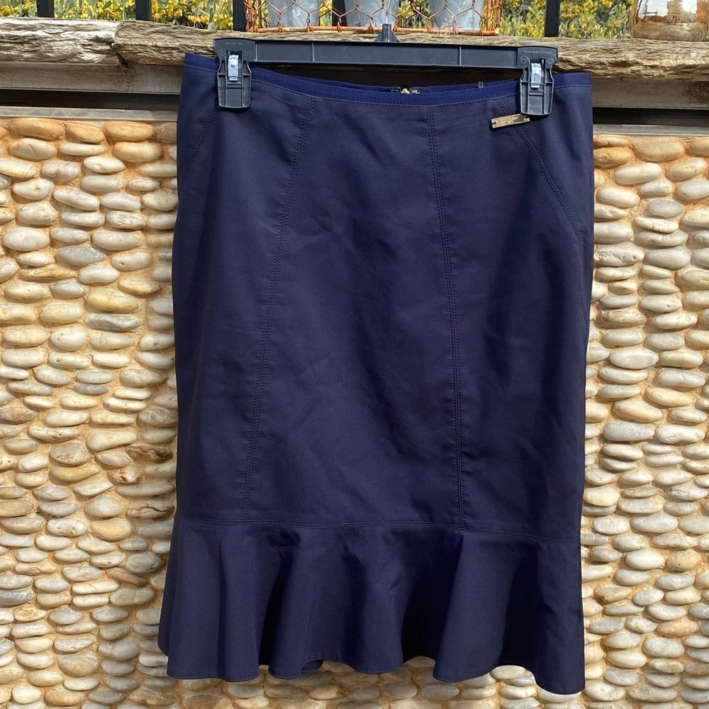 Tory Burch Navy Blue Mermaid Ruffle Skirt w/Signature Logo. Size 6. EUC!